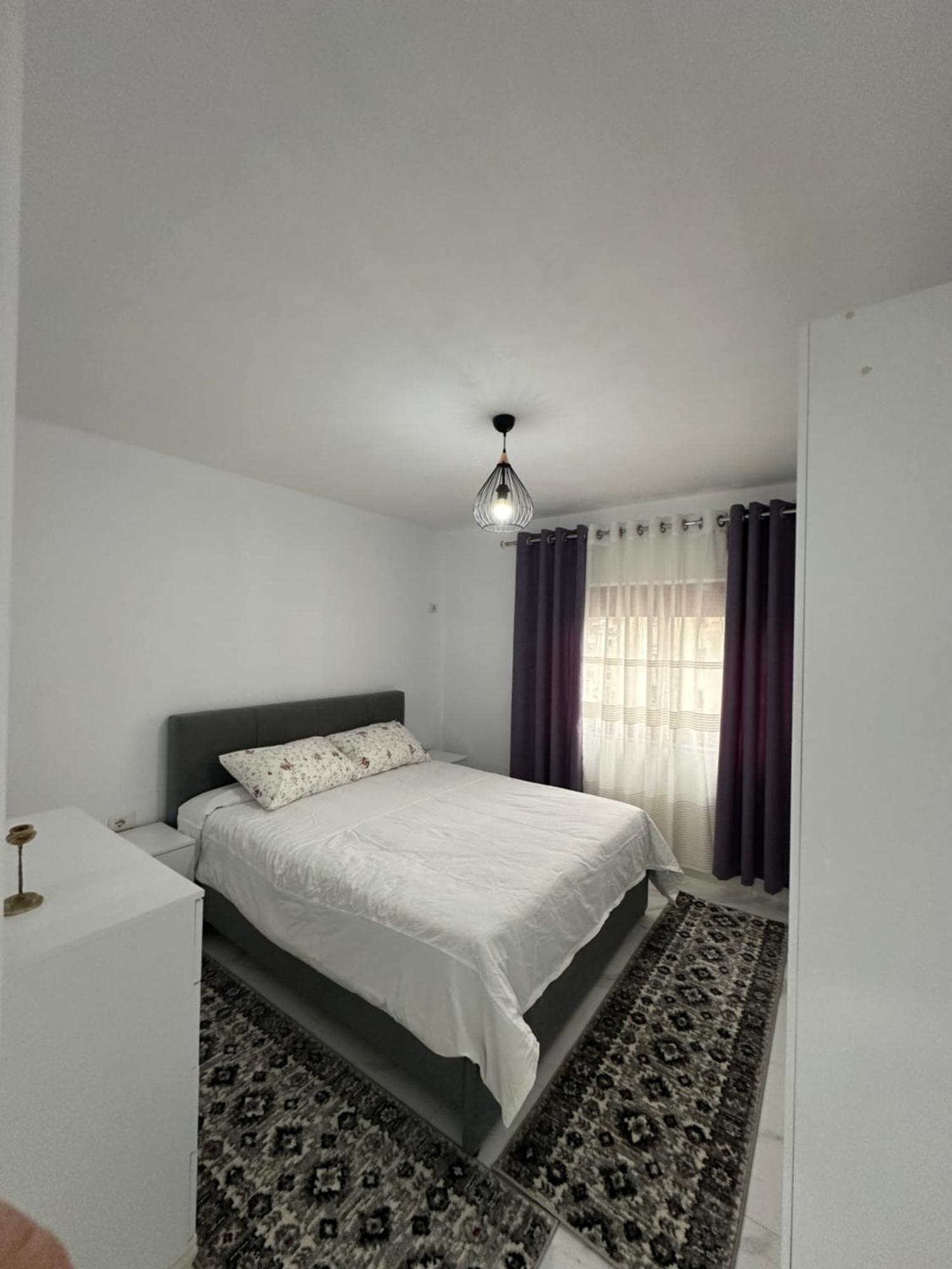 Elezi Apartment City Centre Tirana Buitenkant foto